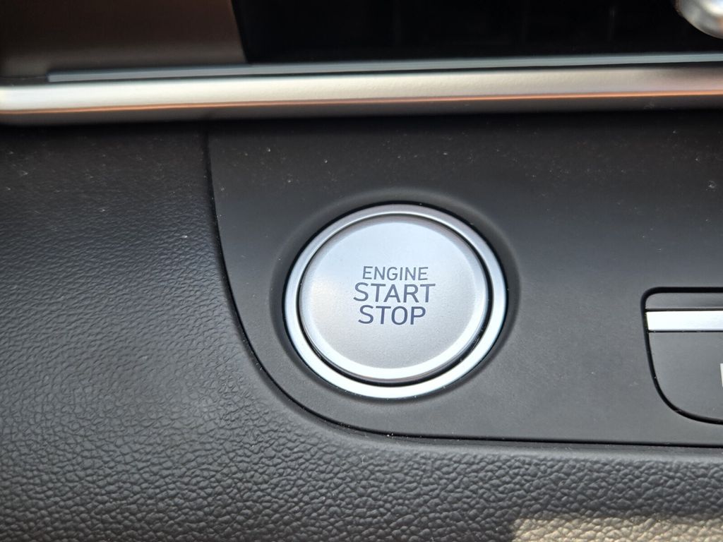 2024 Hyundai Elantra - $22,499