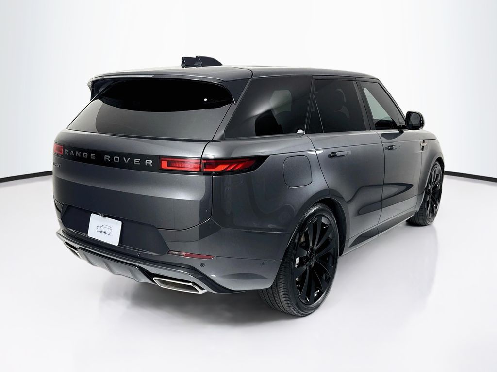 Thumbnail: 2026 Land Rover Range Rover Sport - 5