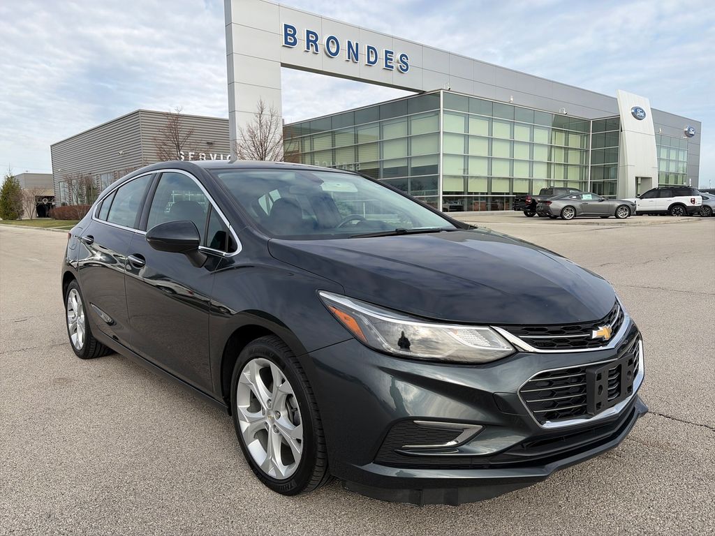 2017 Chevrolet Cruze Premier Hatchback FWD