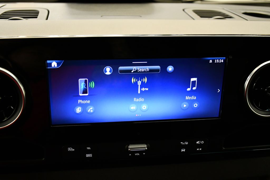 Thumbnail: 2025 Mercedes-Benz Sprinter - 19