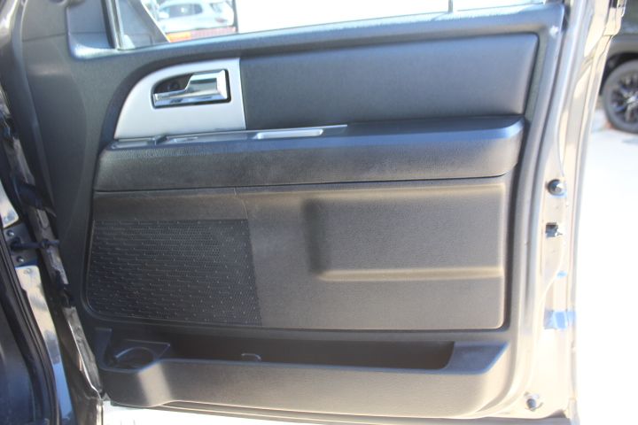 Used Car 2017 Ford Expedition El  For Sale Under $12,000 In Georgetown, Texas