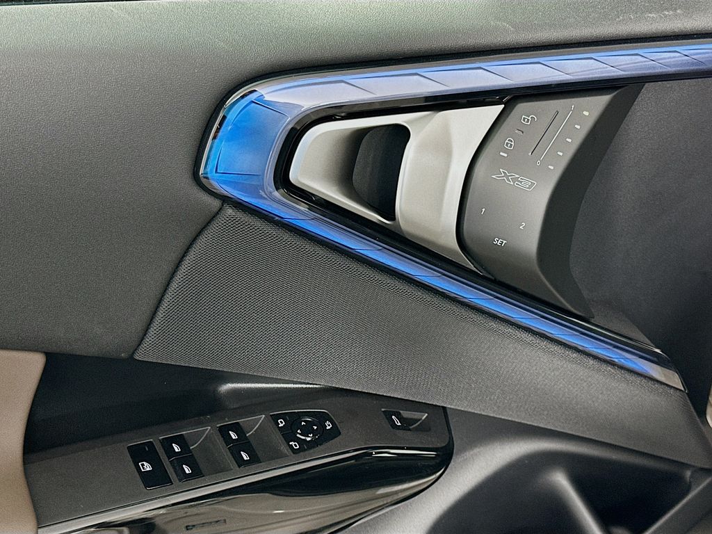 Thumbnail: 2026 BMW X3 - 20