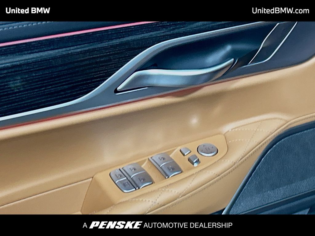 Thumbnail: 2022 BMW 7 Series - 3