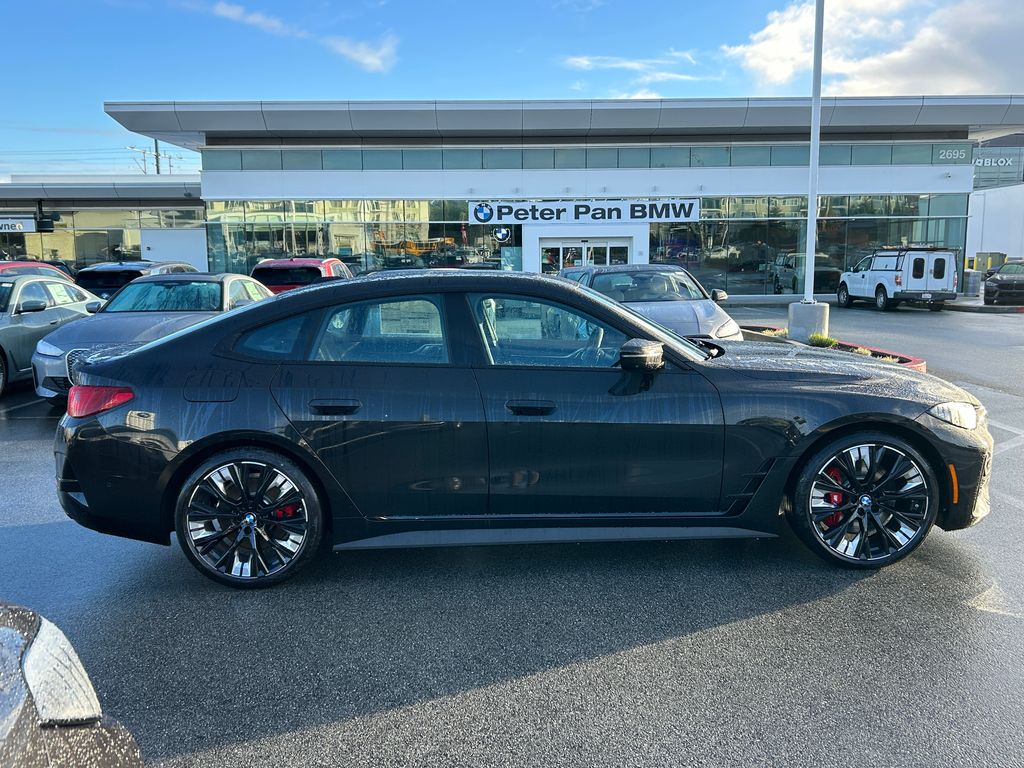 Thumbnail: 2026 BMW 4 Series - 6