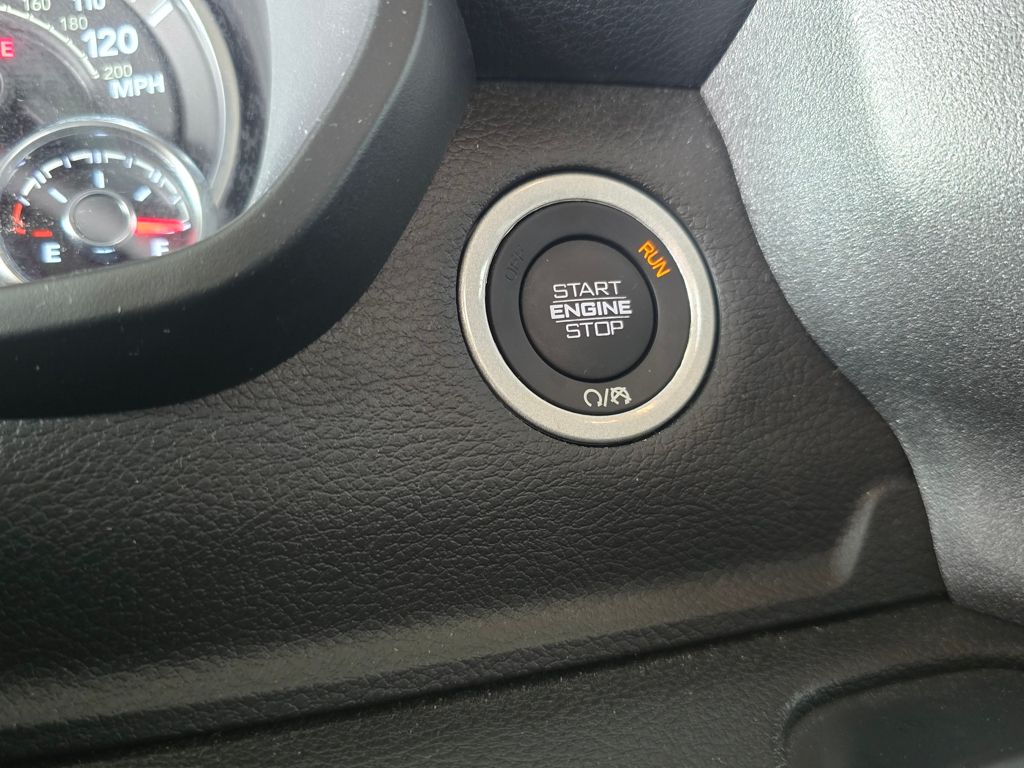 Thumbnail: 2025 RAM 1500 - 16