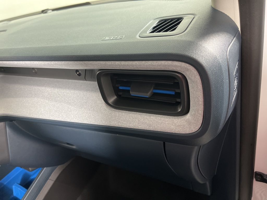 Thumbnail: 2025 Ford Maverick - 11