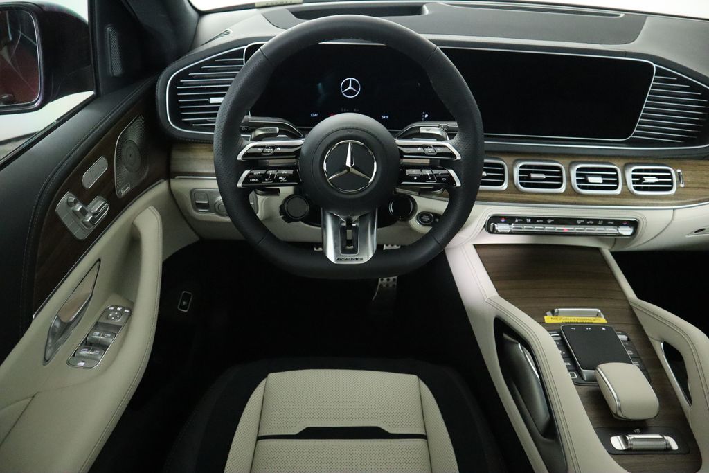 2025 Mercedes-Benz GLE 53 AMG 11