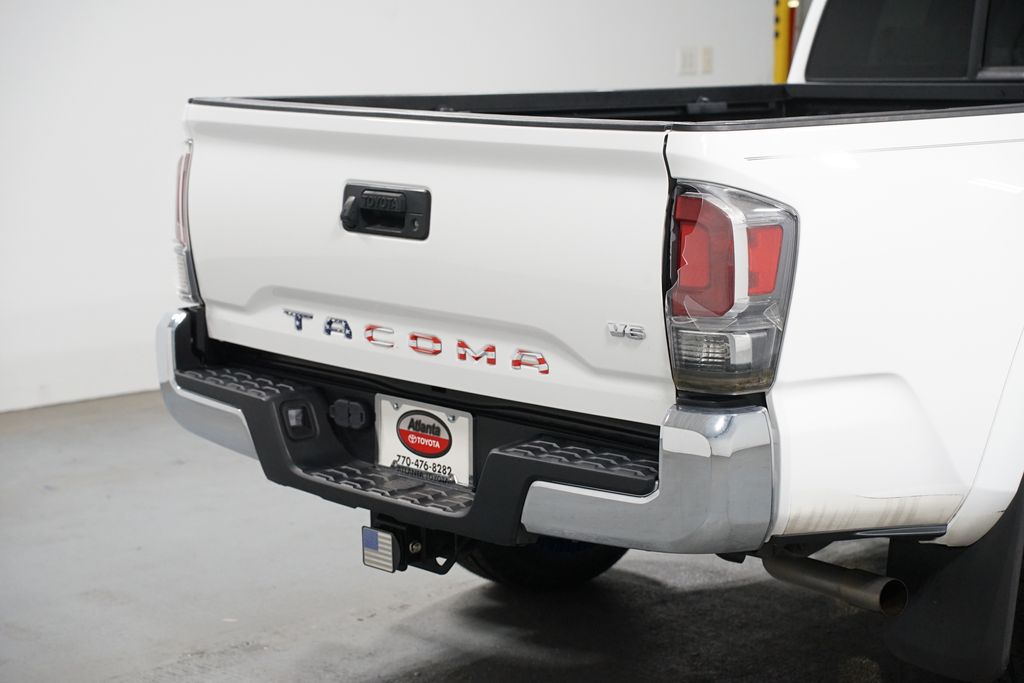 Thumbnail: 2022 Toyota Tacoma - 9
