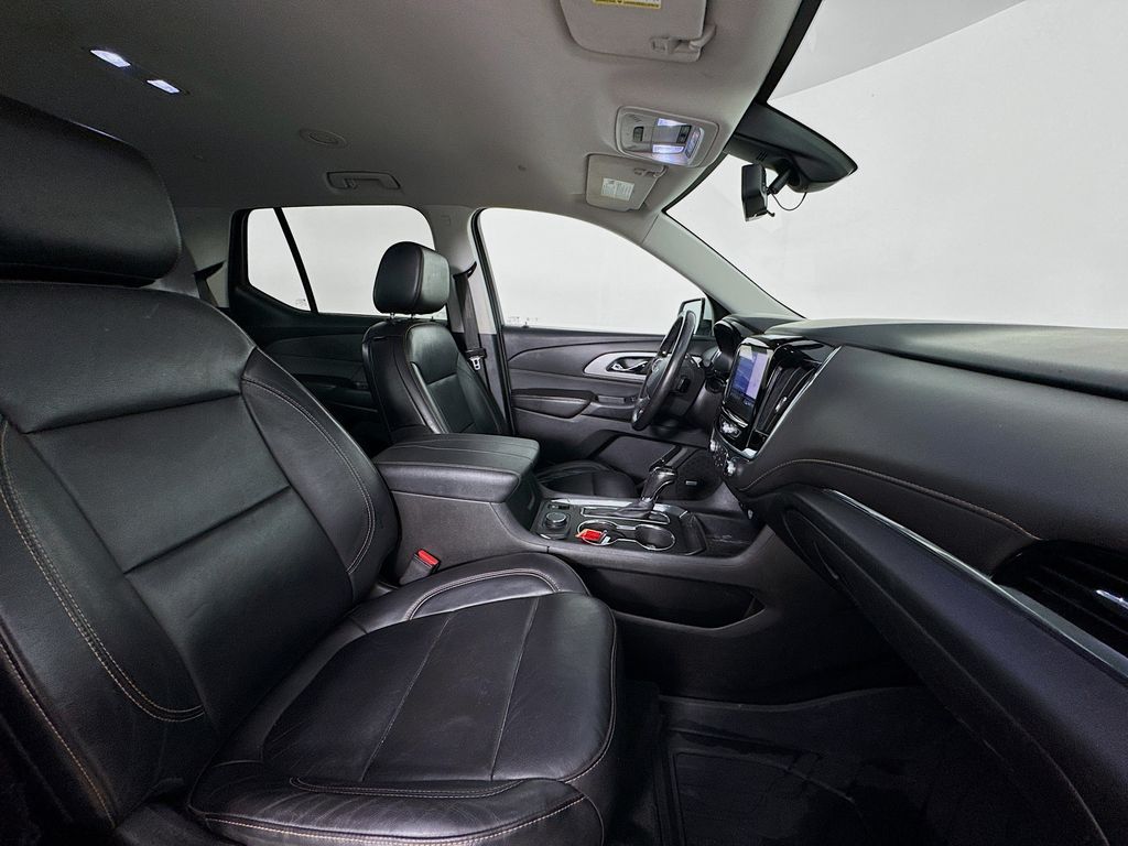 Used Car 2020 Chevrolet Traverse  Rs For Sale Under $25,000 In Austin, Texas