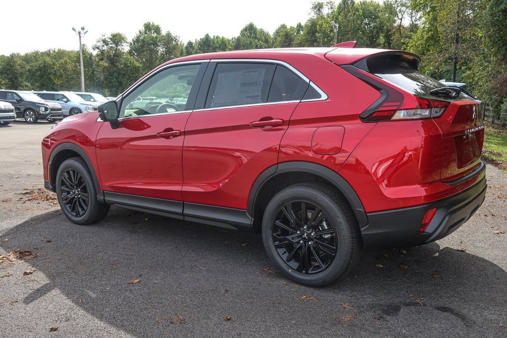 2026 Mitsubishi Eclipse Cross LE - Photo 11
