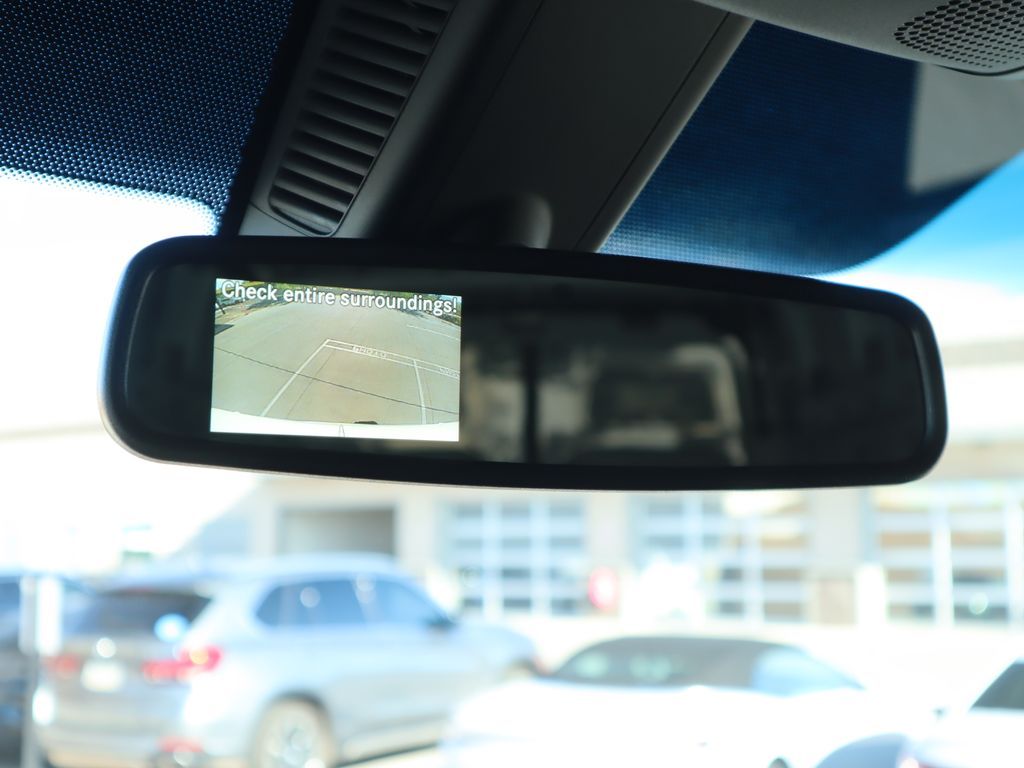 Thumbnail: 2025 Mercedes-Benz Sprinter - 16