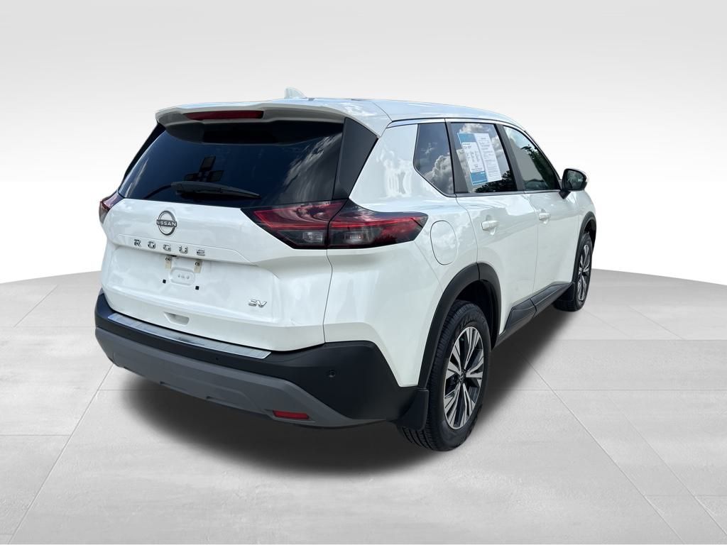 2023 Pearl White Tricoat Nissan Rogue SV FWD SUV