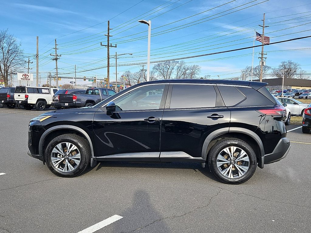 Thumbnail: 2022 Nissan Rogue - 8