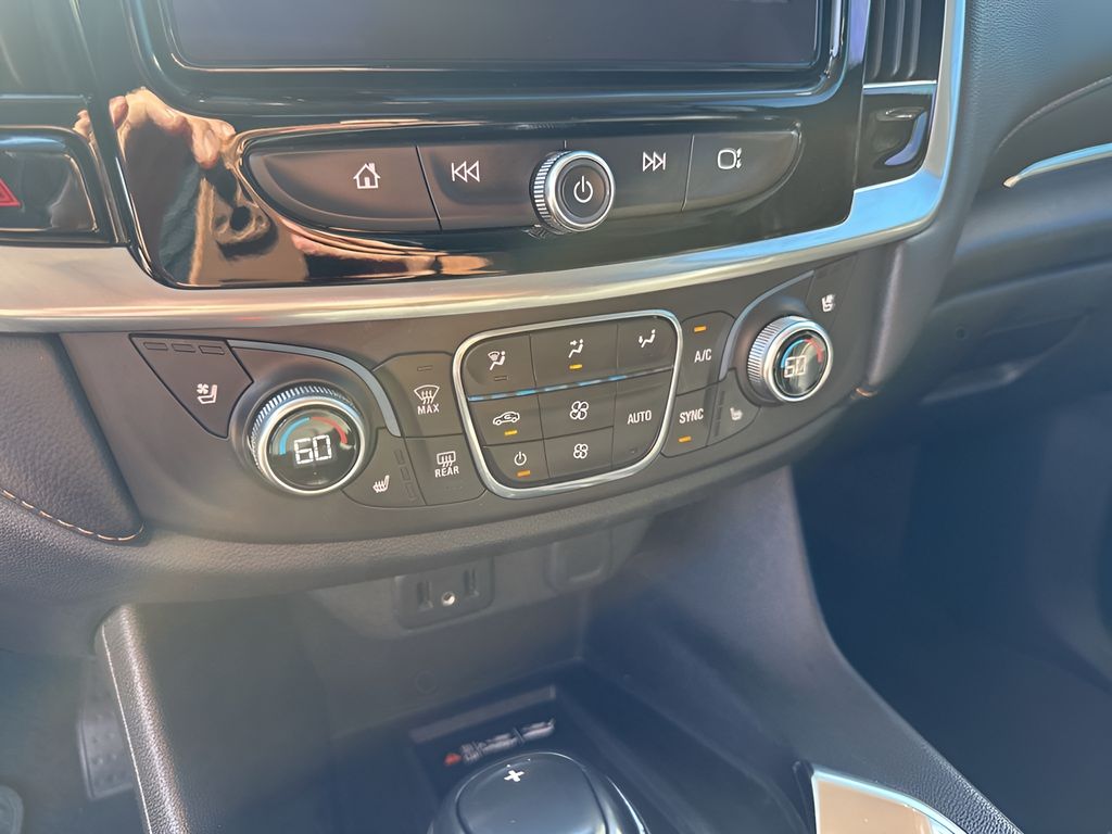 Used Car 2018 Chevrolet Traverse  Premier For Sale Under $20,000 In Austin, Texas