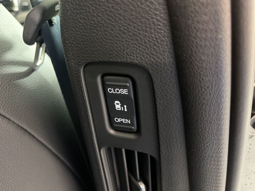 Thumbnail: 2025 Honda Odyssey - 19