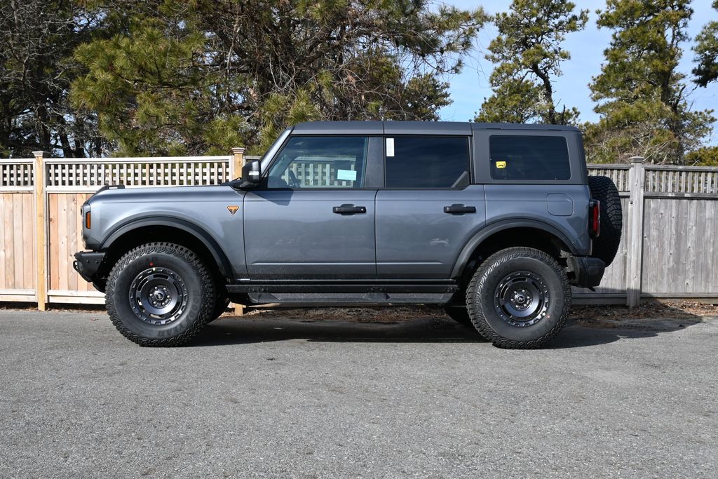 2024 Ford Bronco Badlands 2