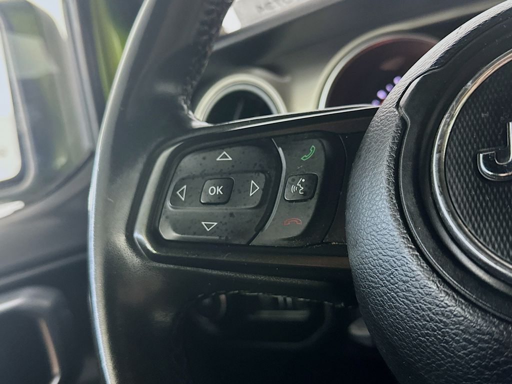 Used 2019 Green Jeep Unlimited Sport S image 25