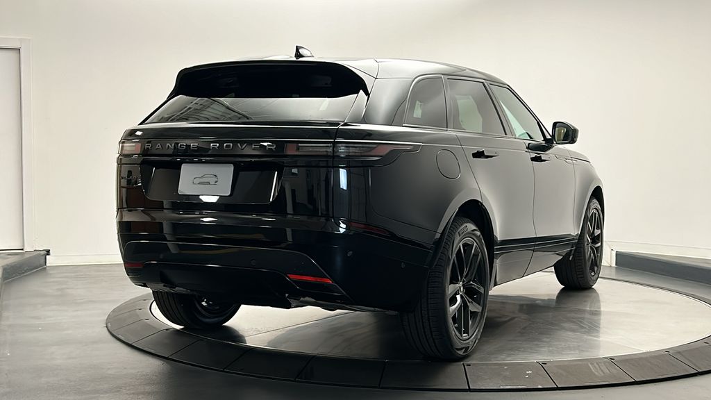 2026 Land Rover Range Rover Velar Dynamic SE 5