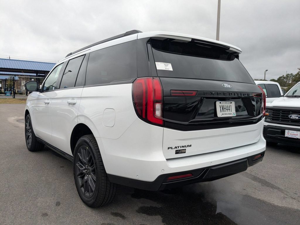 2025 Ford Expedition Platinum