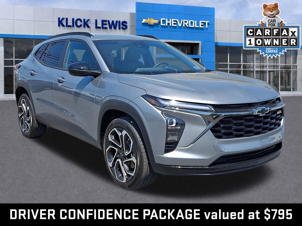 2025 Chevrolet Trax 2RS Gray at Klick Lewis Buick Chevrolet