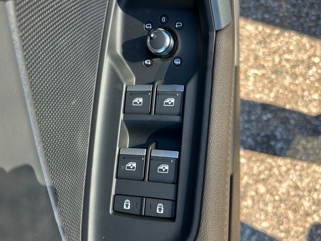 New 2026 Black Audi  image 18