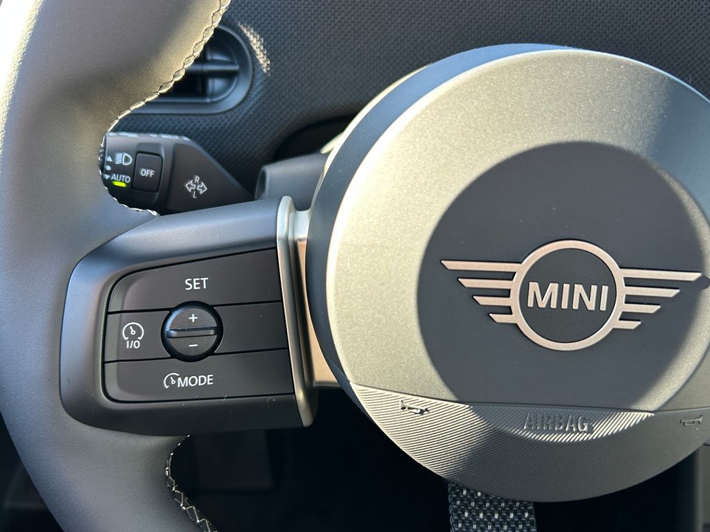 Thumbnail: 2026 MINI Cooper - 18