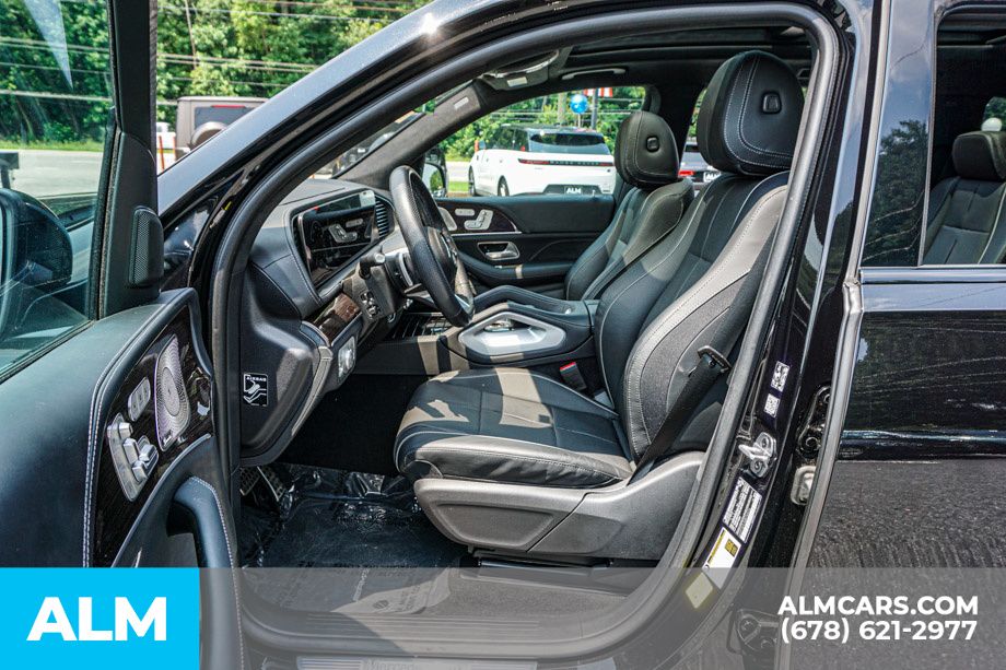 Used 2024 Black Mercedes-Benz GLS 580 image 18