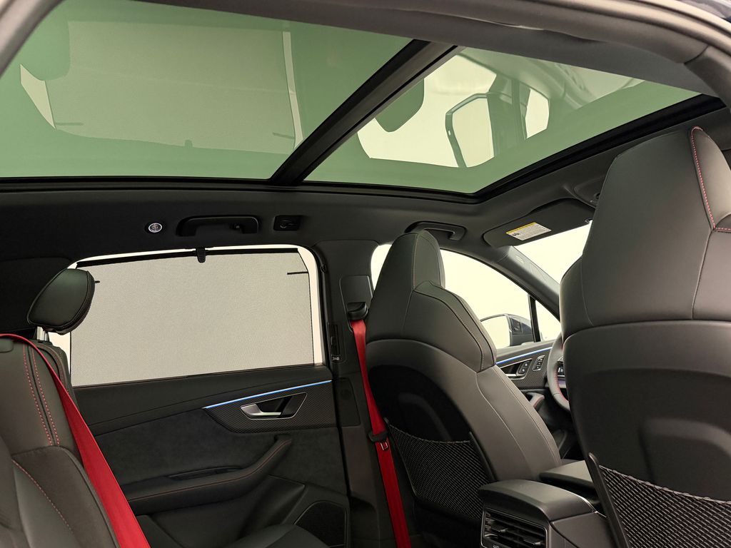 Thumbnail: 2026 Audi Q7 - 15