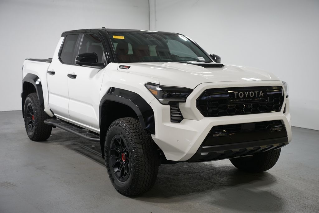 Thumbnail: 2024 Toyota Tacoma - 3