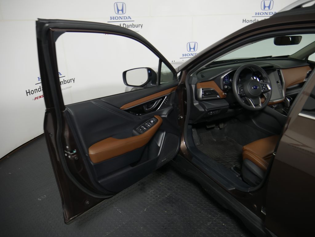 2021 Subaru Outback Touring 10