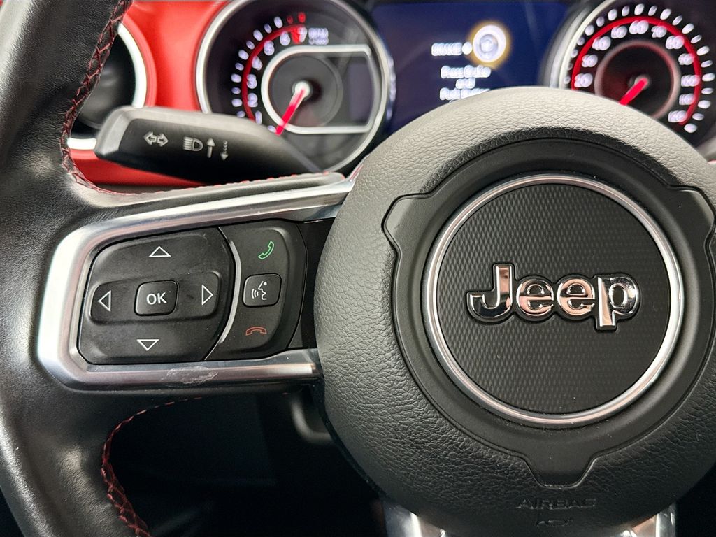 Thumbnail: 2018 Jeep Wrangler - 14