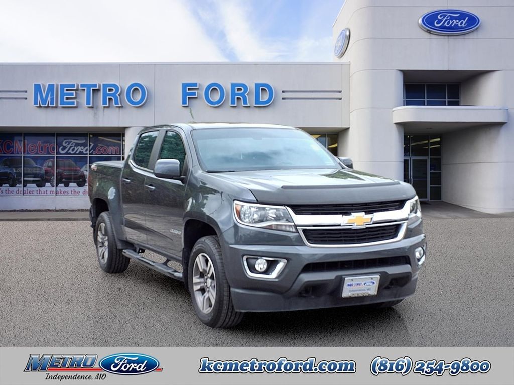 Cyber Gray Metallic 2017 Chevrolet Colorado LT Crew Cab 4WD Pickup Truck Four-Wheel Drive 8-Speed Automatic