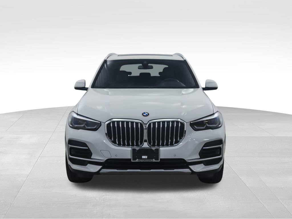 2022 BMW X5 xDrive40i 8