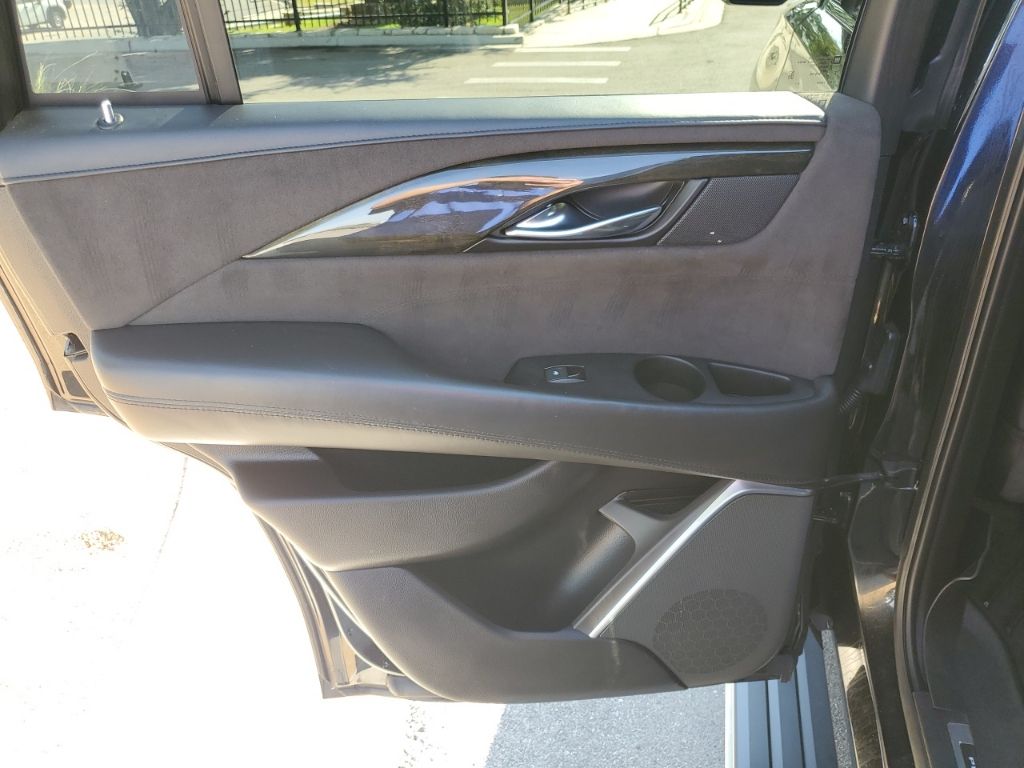 Used Car 2020 Cadillac Escalade  Platinum Edition For Sale In Austin, Texas