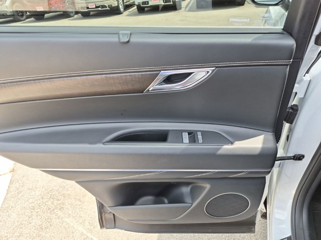 Used Car 2024 Genesis Gv80  2.5t For Sale Under $40,000 In Austin, Texas