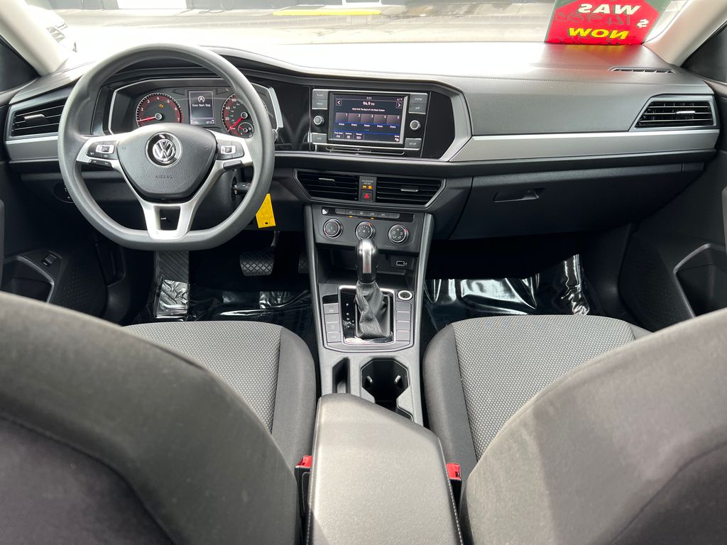 Thumbnail: 2019 Volkswagen Jetta - 26