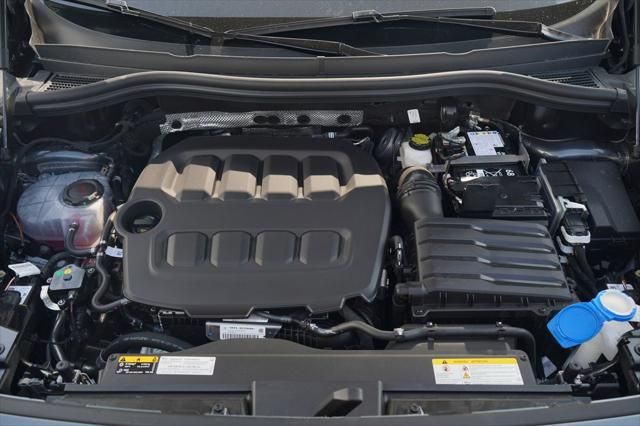 Thumbnail: 2026 Volkswagen Tiguan - 12