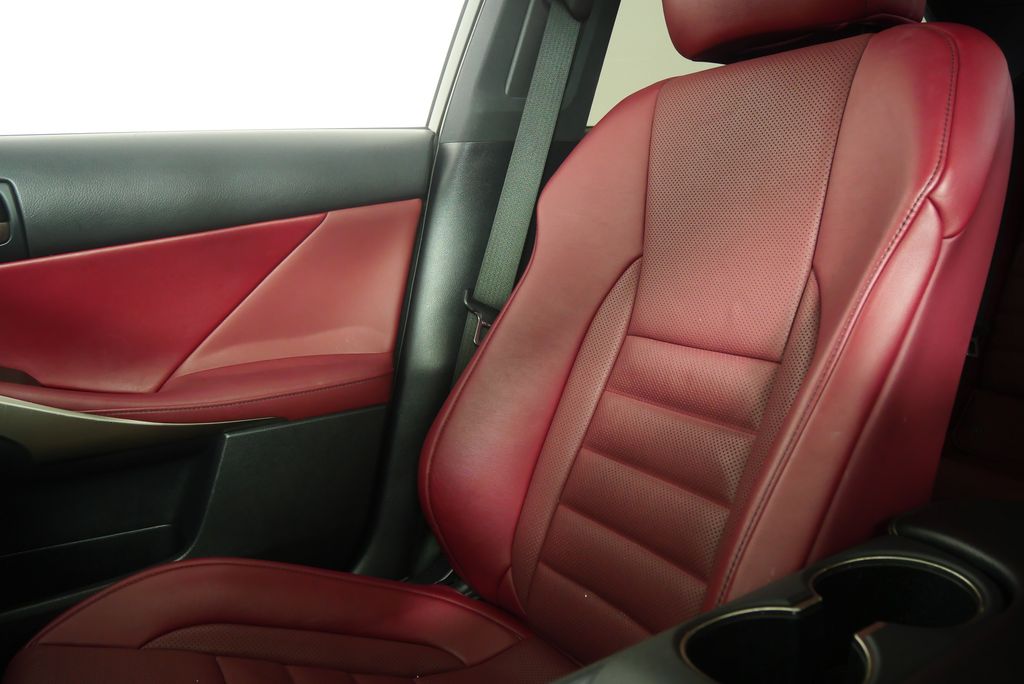 2018 Lexus IS 300 27