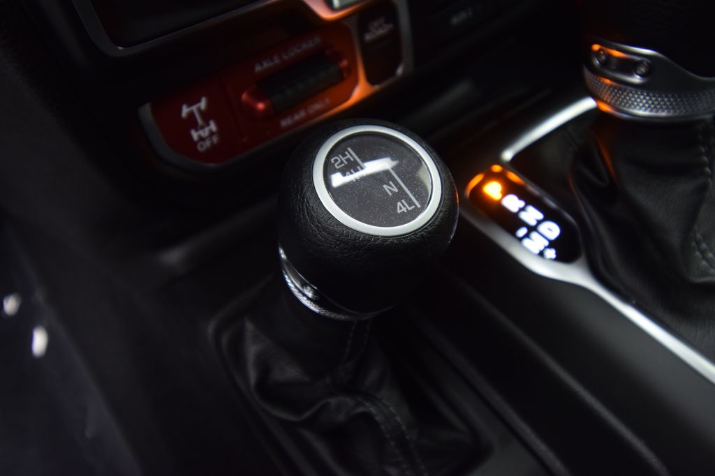 new 2026 Jeep Gladiator car, priced at $49,043