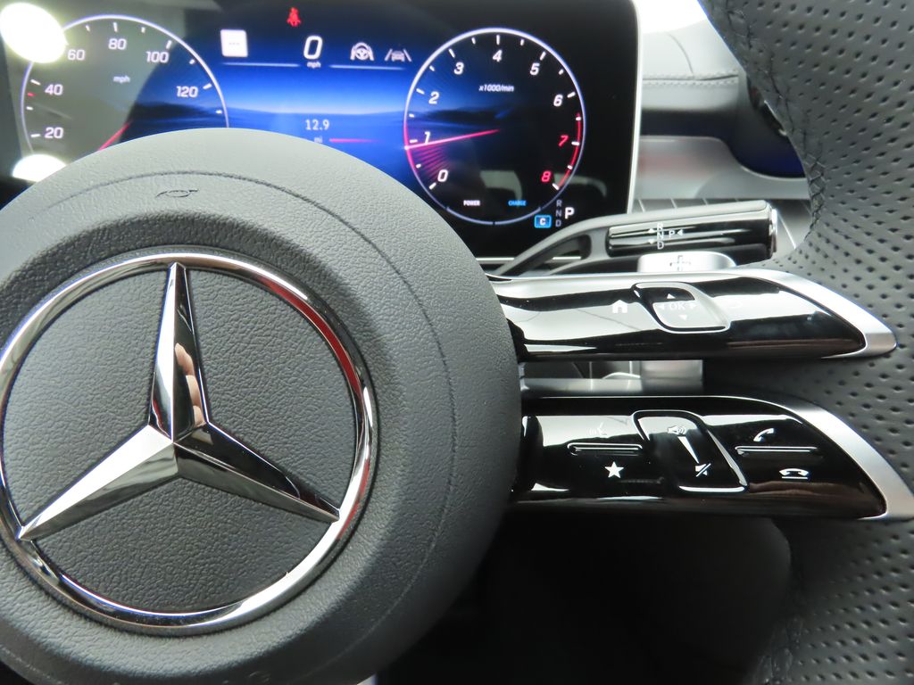 Thumbnail: 2025 Mercedes-Benz C-Class - 12