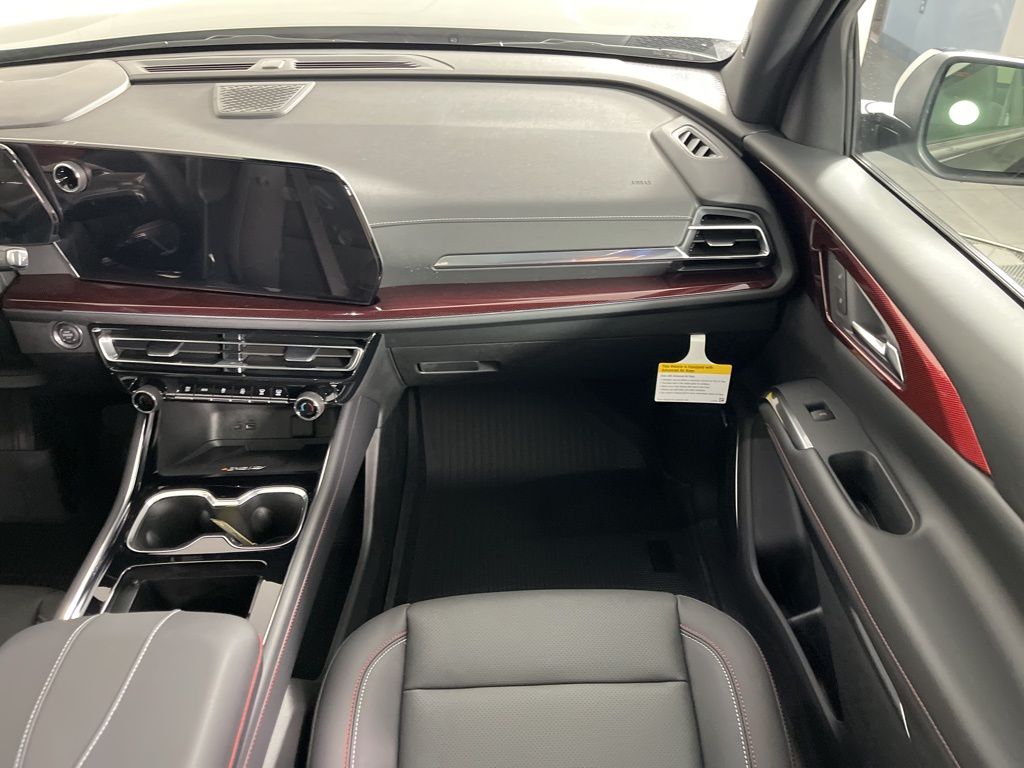 Thumbnail: 2026 Chevrolet Traverse - 15