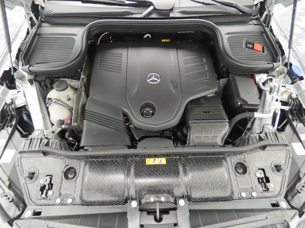 Thumbnail: 2026 Mercedes-Benz GLE - 32