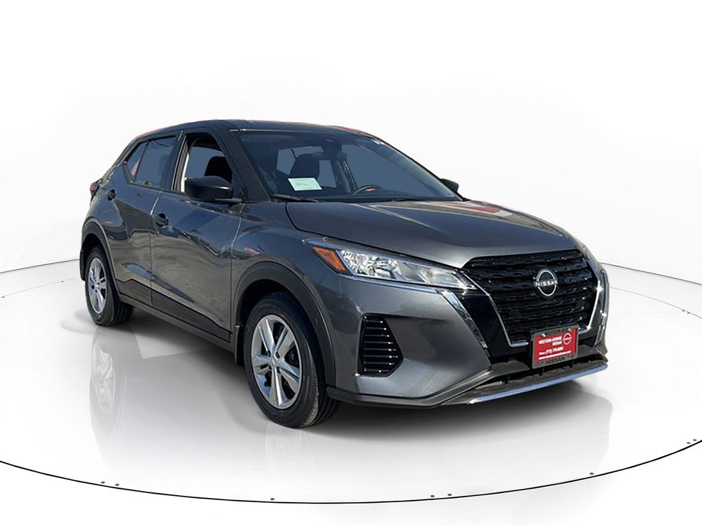 Gray (Gun Metallic) 2025 Nissan Kicks Play S FWD SUV / Crossover Front-Wheel Drive Continuously Variable Transmission