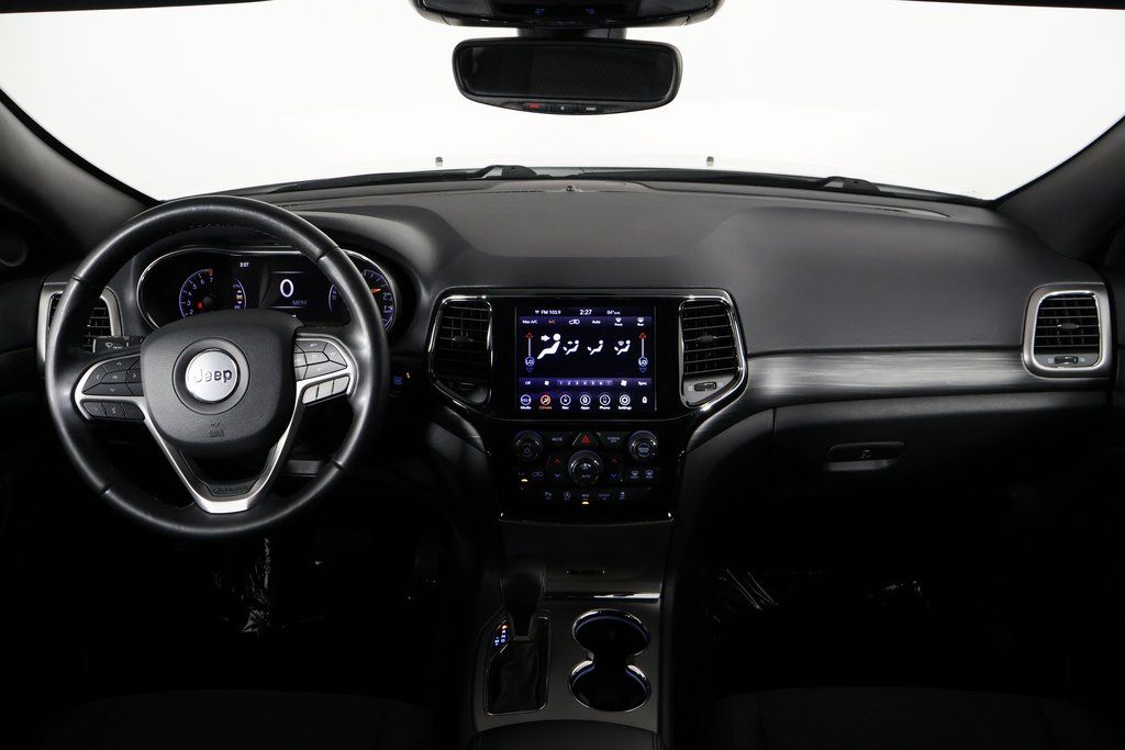 Thumbnail: 2020 Jeep Grand Cherokee - 8