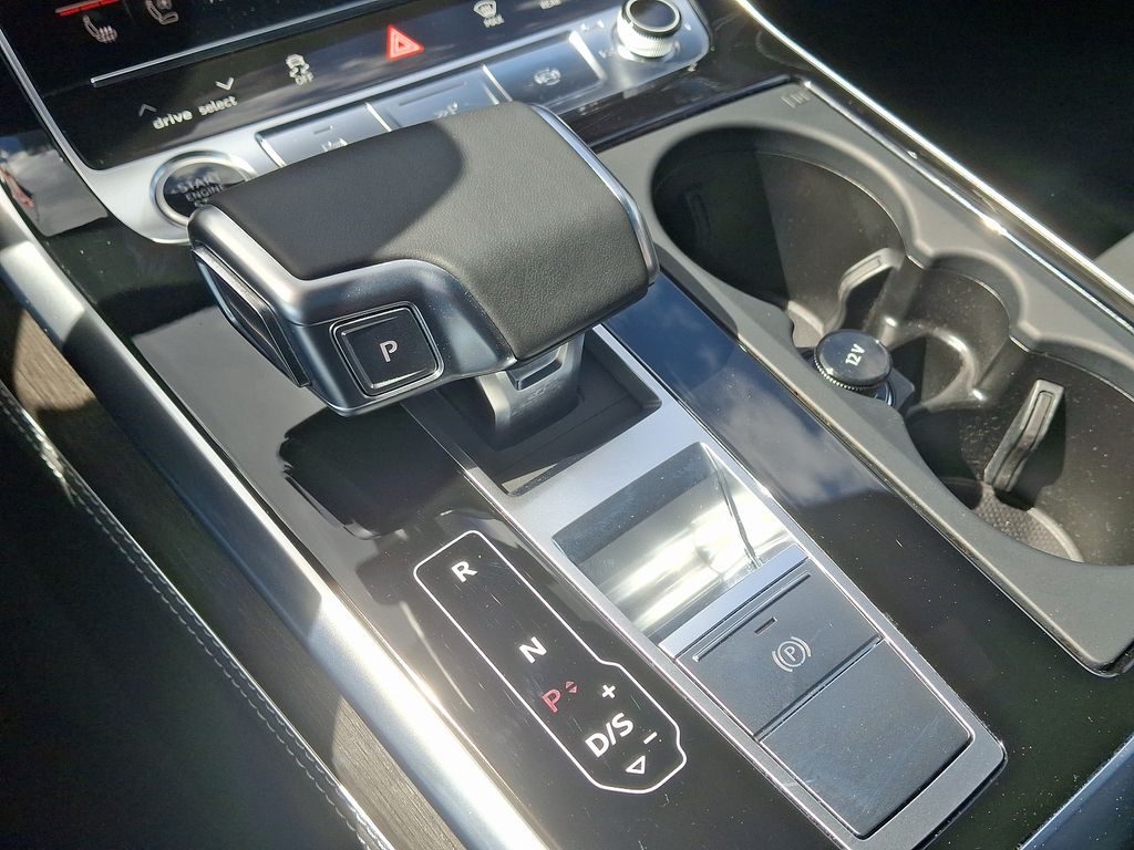 2024 Audi Q8 Prestige 15