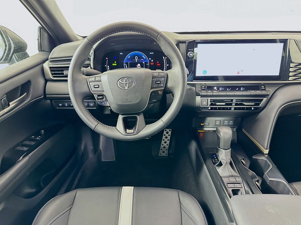 Thumbnail: 2025 Toyota Camry - 22