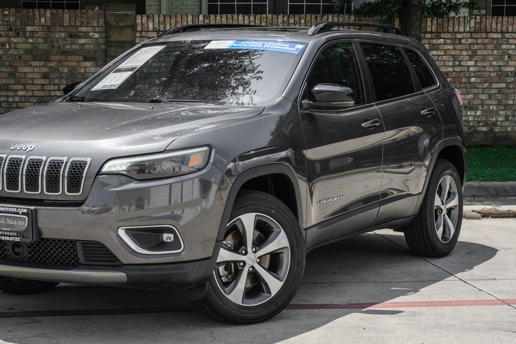 used 2022 Jeep Cherokee car, priced at $22,720