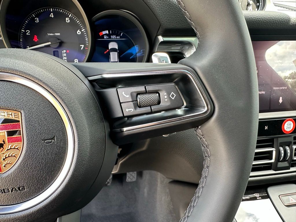 Thumbnail: 2026 Porsche Macan - 16