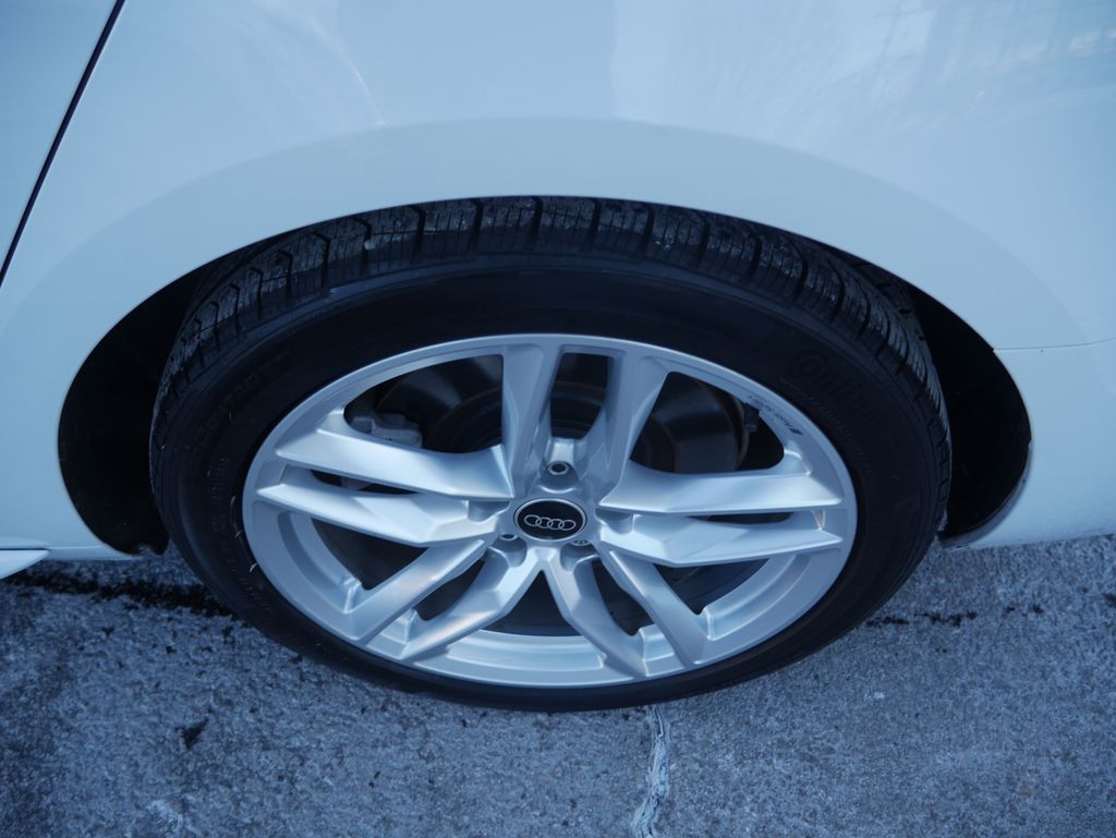 Thumbnail: 2023 Audi A4 - 13