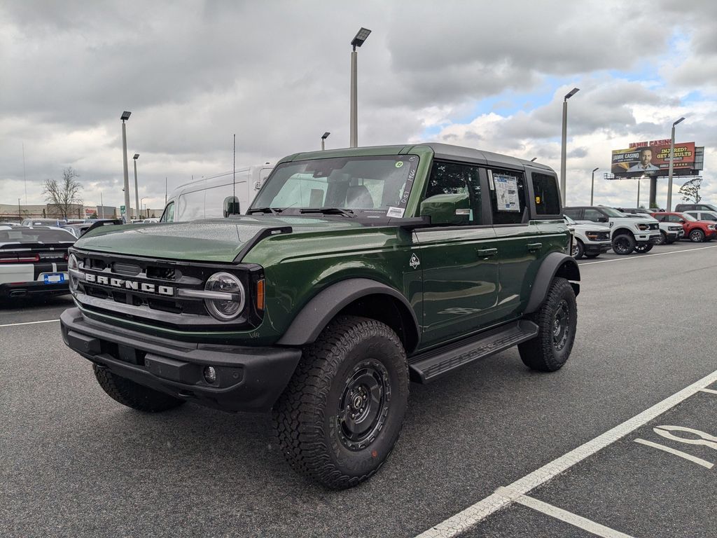 2025 Ford Bronco Outer Banks